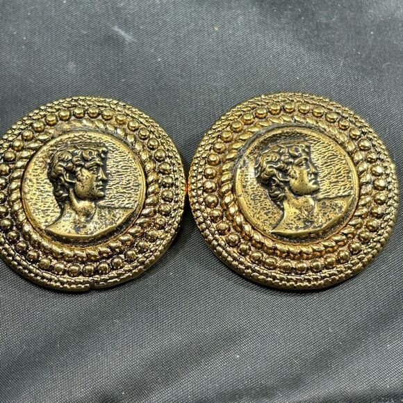 Set‎ of 2 Vintage Roma Caesar Shoe clips Metal Roman Gold Pat. Pending - Picture 1 of 4